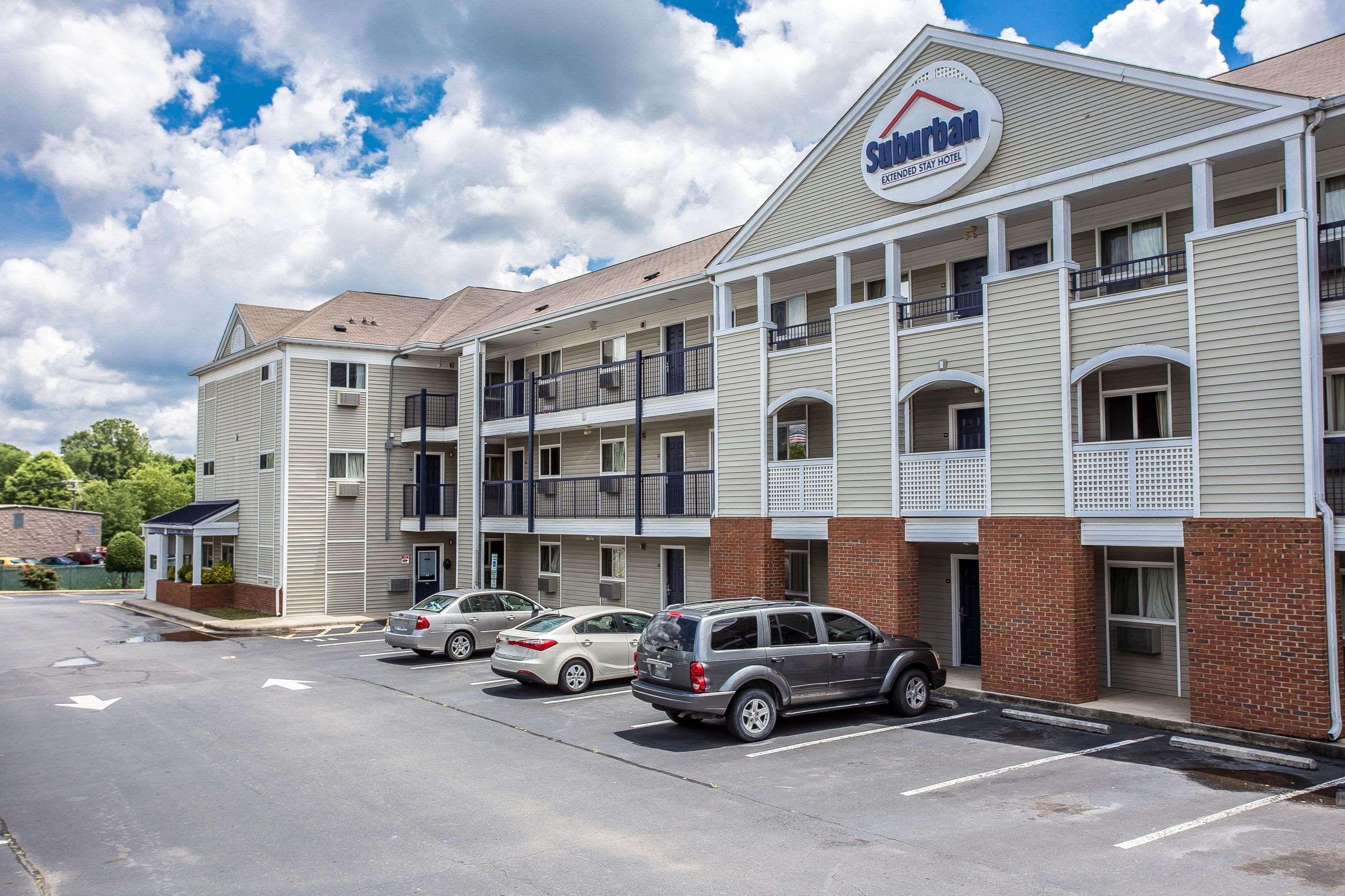 Suburban Studios Charlotte-Ballantyne Exterior photo